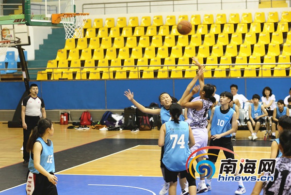  篮球友谊赛促进交流，跨国对决增进友谊