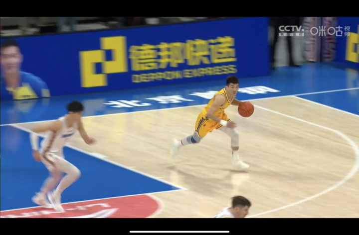  浙江东阳光外线发威射落广州龙狮