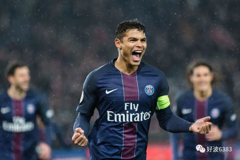  新生代球星横空出世，足坛未来值得期待