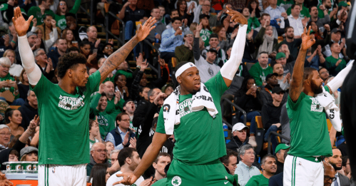  夏季联赛火热进行，新秀表现抢眼